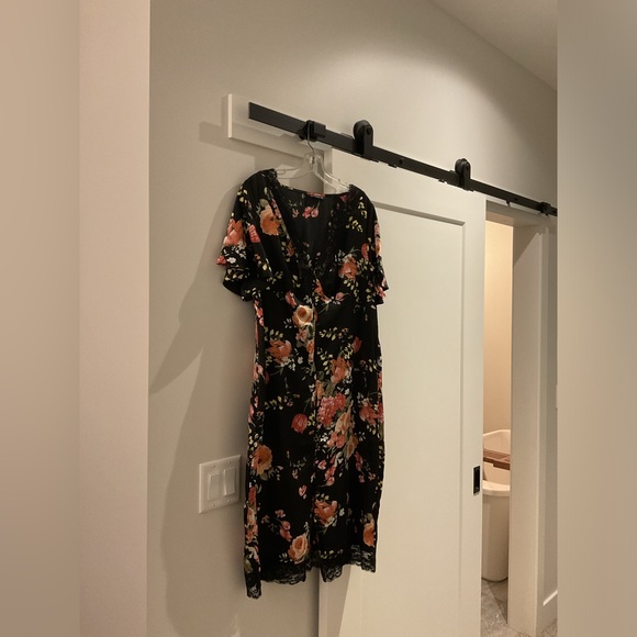 2 Dresses - Picture 1 of 2